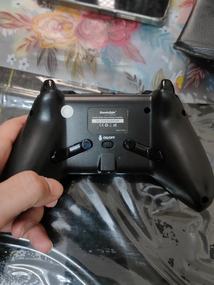 Cosmic Byte Stratos Xenon All in One Gamepad for PS4, iOS, PC and Android, Magnetic Triggers, Macro Buttons Upgraded with USB C - Customer Photo From Raman Mehta