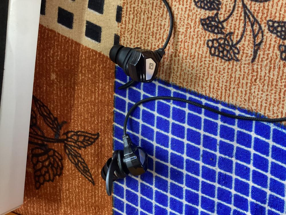 Cosmic Byte CB-EP-08 Gaming Earphone with Detachable Microphone (Black) - Customer Photo From Bikash Bauri