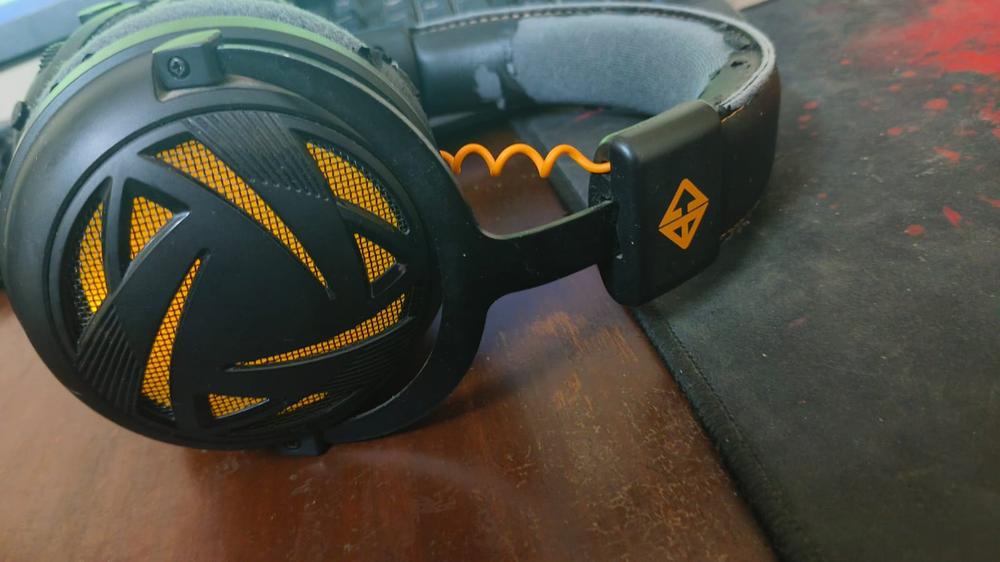 Cosmic Byte Equinox Neutrino Wired Gaming Headset with Dolby Atmos - Customer Photo From RATNESH 