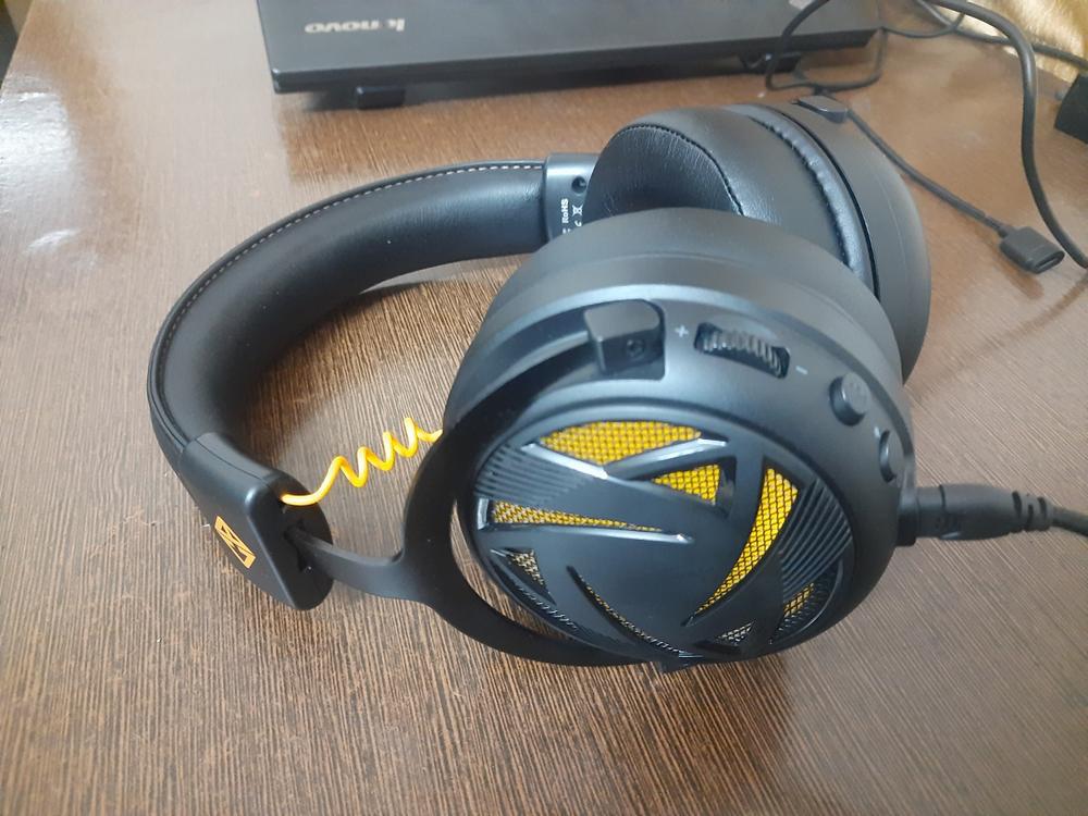 Cosmic Byte Equinox Neutrino Wired Gaming Headset with Dolby Atmos - Customer Photo From Aradhya Gaur