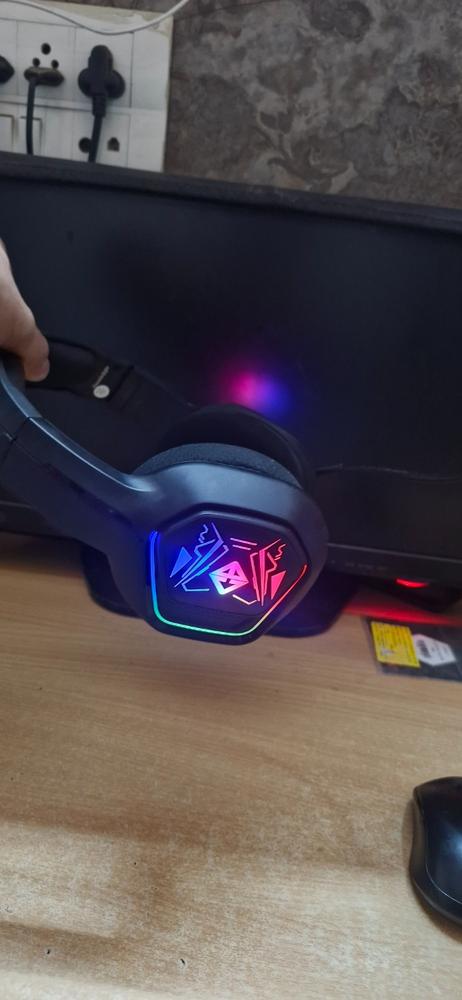 Cosmic Byte Immortal 2.4Ghz Wireless + Bluetooth + Wired Headphone (Black) - Customer Photo From Parth Sharma