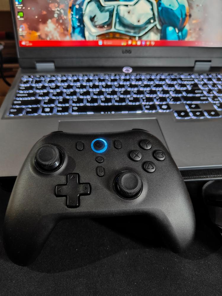 Cosmic Byte Blitz Wireless + Wired Controller for PC, Hall Effect Joystick & Triggers, 1000Hz Polling Rate - Black - Customer Photo From Siddharth Nayak