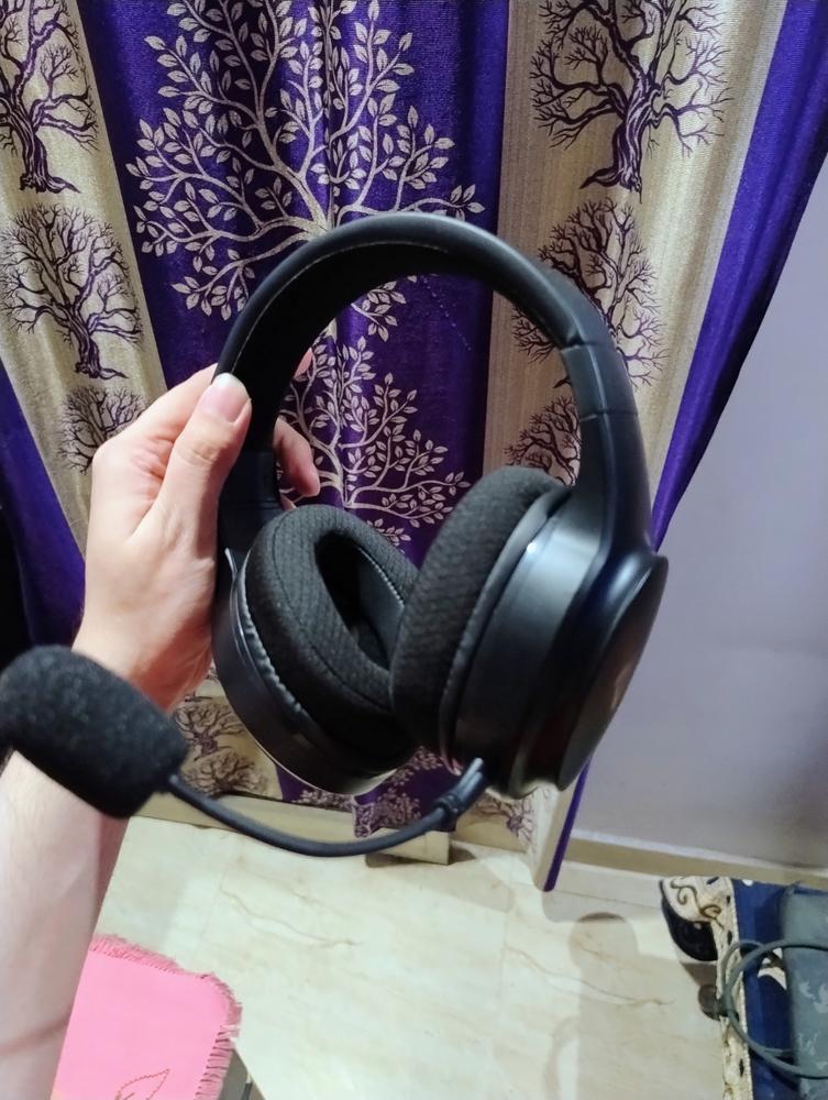 Cosmic Byte Inferno 2.4Ghz Wireless + Bluetooth + Wired Headphone (Black) - Customer Photo From Rishabh Sharma