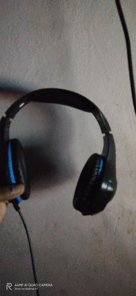 Cosmic Byte GS420 Headset 7 Color LED with Mic and Splitter (Blue RGB) - Customer Photo From Aryan G.