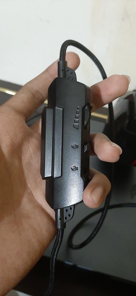 Cosmic Byte H3 Gaming Headphone with Mic (Red) - Customer Photo From Yugal D.
