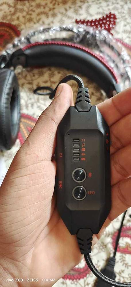 Cosmic Byte Equinox Europa 7.1 USB Dual Driver Gaming Headset with Software, Spectra RGB LED and ENC Microphone - Customer Photo From Soham S.