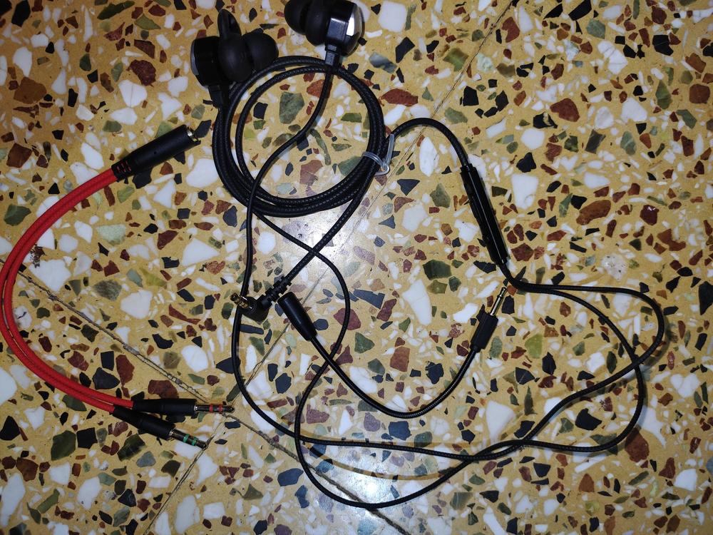 Cosmic Byte CB-EP-06 Gaming Earphone, Lightweight with Detacheable Microphone - Customer Photo From Rushi V.