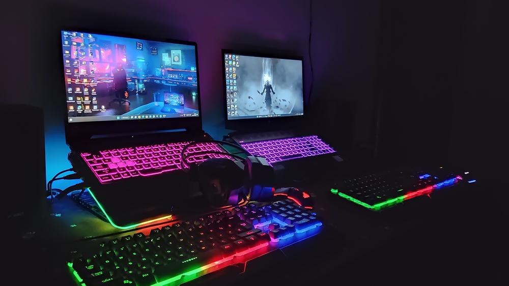 Cosmic Byte Hydroid RGB Cooling Pad with 6 Fans - Customer Photo From Amal S.