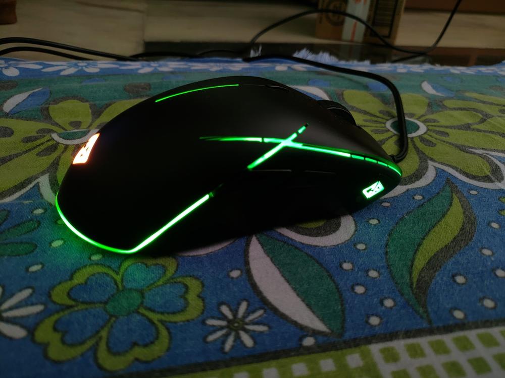 Cosmic Byte Gravity Lightweight RGB 6400 DPI Gaming Mouse with Sunplus IT 6651 Sensor, Software - Customer Photo From Tanmay M.