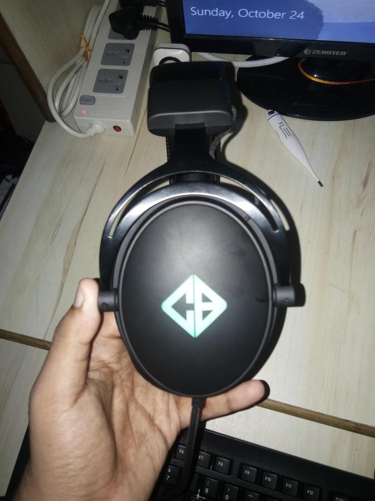 Cosmic Byte Equinox Phobos 7.1 RGB Dual Input USB/3.5mm Gaming Headset for PC, Laptop, Mobiles, PS4, PS5, Xbox with Carrying case and Software (Black) - Customer Photo From Sunil s.