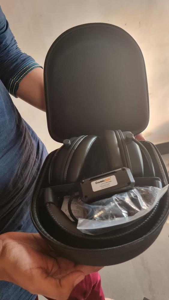 Cosmic Byte Equinox Phobos 7.1 RGB Dual Input USB/3.5mm Gaming Headset for PC, Laptop, Mobiles, PS4, PS5, Xbox with Carrying case and Software (Black) - Customer Photo From Mruthunjay A.