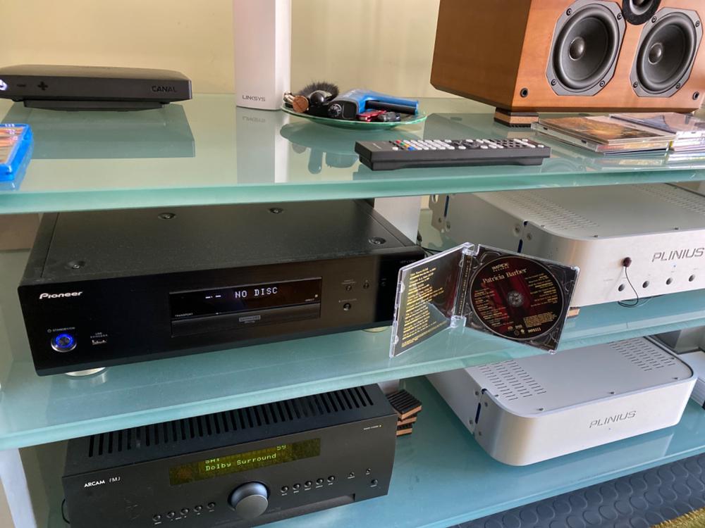 Patricia Barber Clique Hybrid Multi-Channel & Stereo SACD - Customer Photo From jean claude monfort