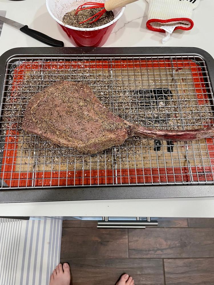 Tomahawk Steak | USDA Prime - Customer Photo From Taylor Thompson