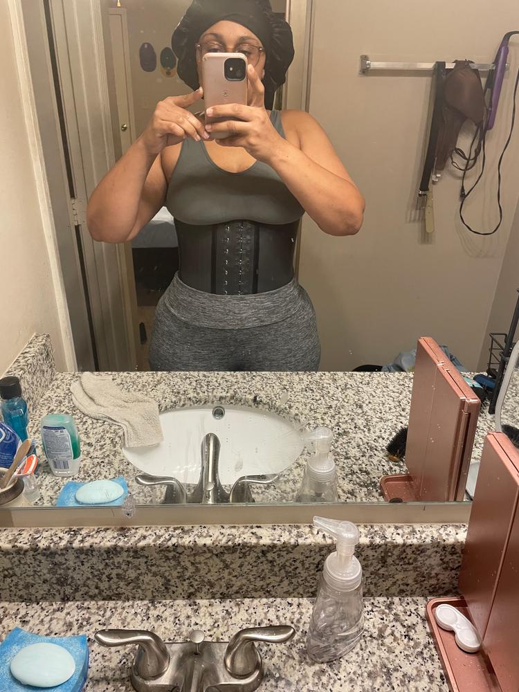 Extreme Waist Trainer 3 Hook Black - Customer Photo From Nicole