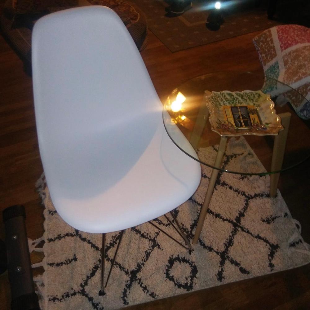 Eames Plastic Side Chair Replica - Customer Photo From Chloe