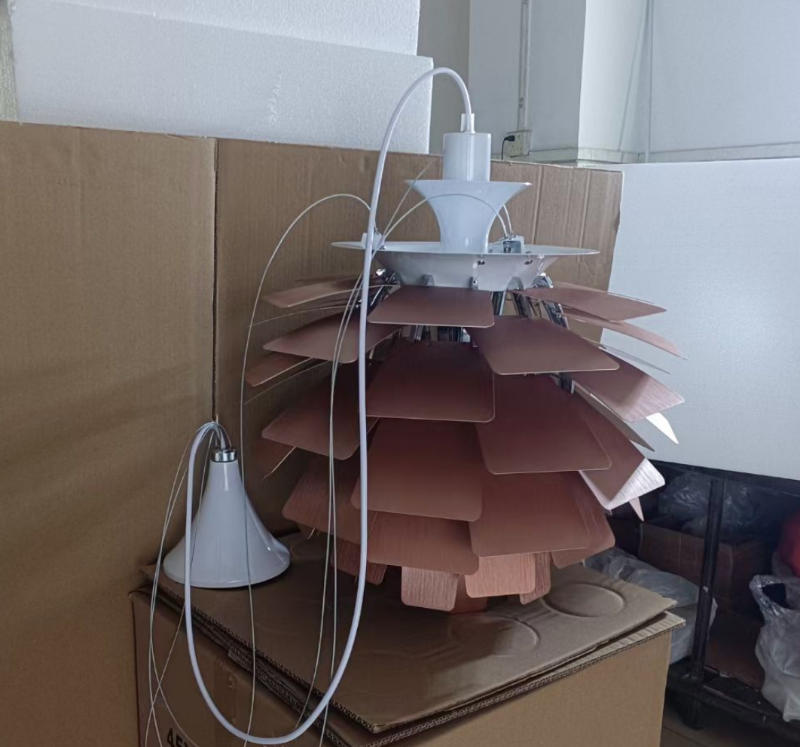 Poul Artichoke Lamp - Customer Photo From vienna