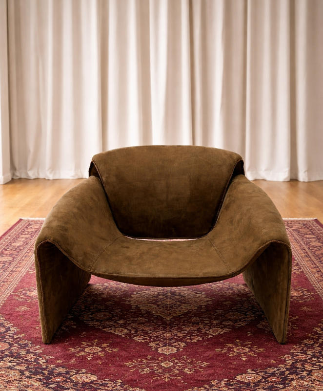 Le Club Armchair - Customer Photo From Leyna H.