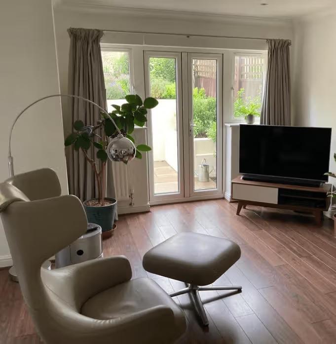Grand Repos and Ottoman - Customer Photo From Jasmine Williams