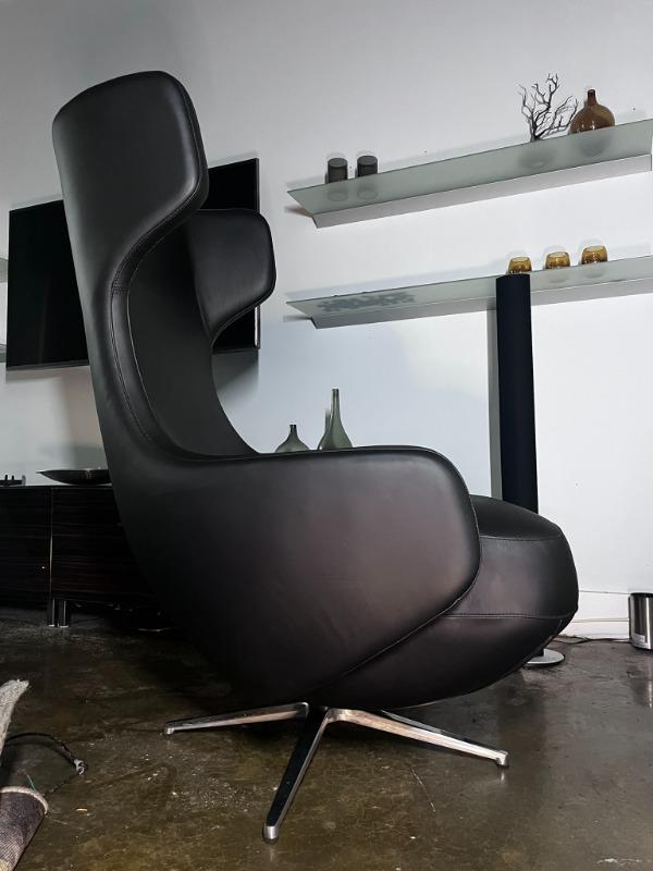 Grand Repos and Ottoman - Customer Photo From Triste S.