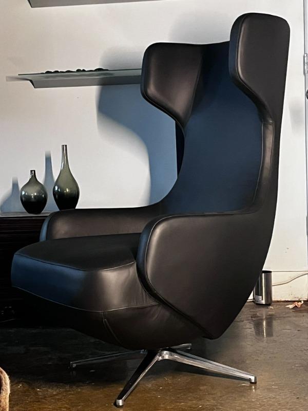 Grand Repos and Ottoman - Customer Photo From Triste S.