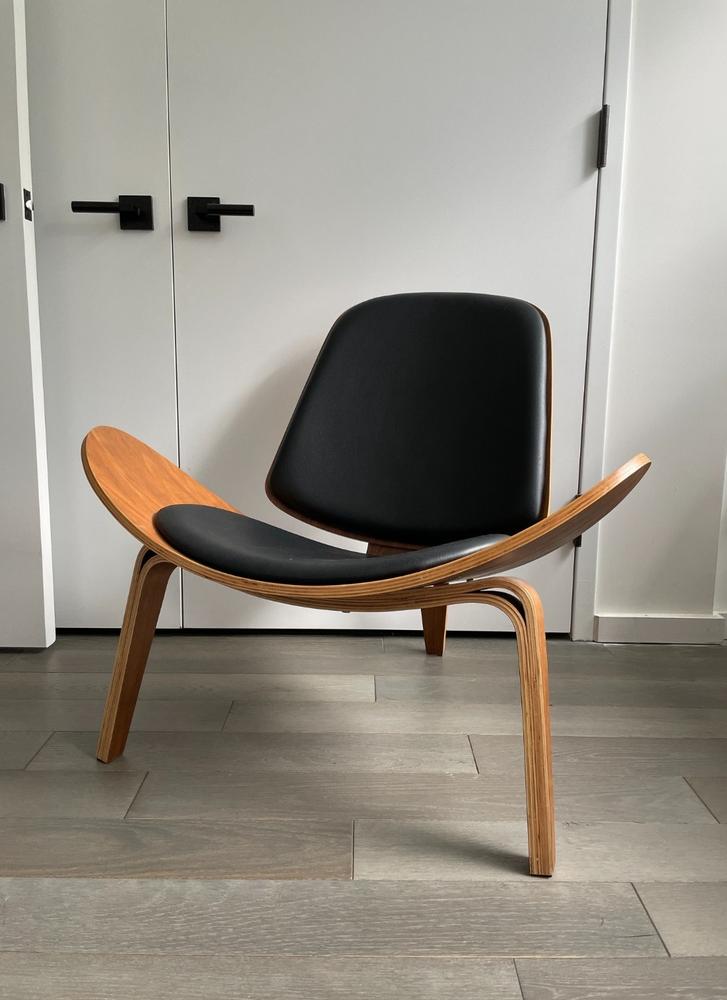 CH07 Shell Chair Replica By Hans J. Wegner - Customer Photo From Finn