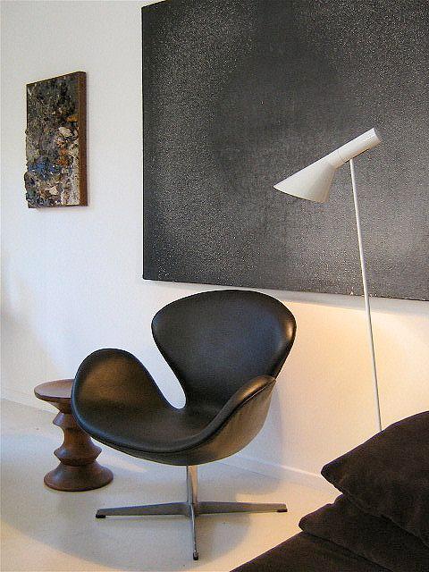 Swan Chair Replica - Customer Photo From Carrell