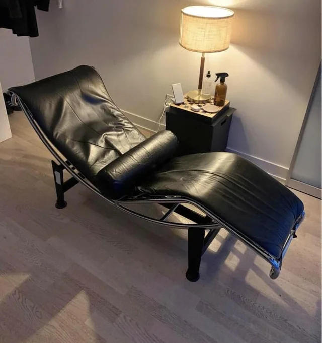 Le Corbusier LC4 Chaise Lounge Replica - Customer Photo From Winfred