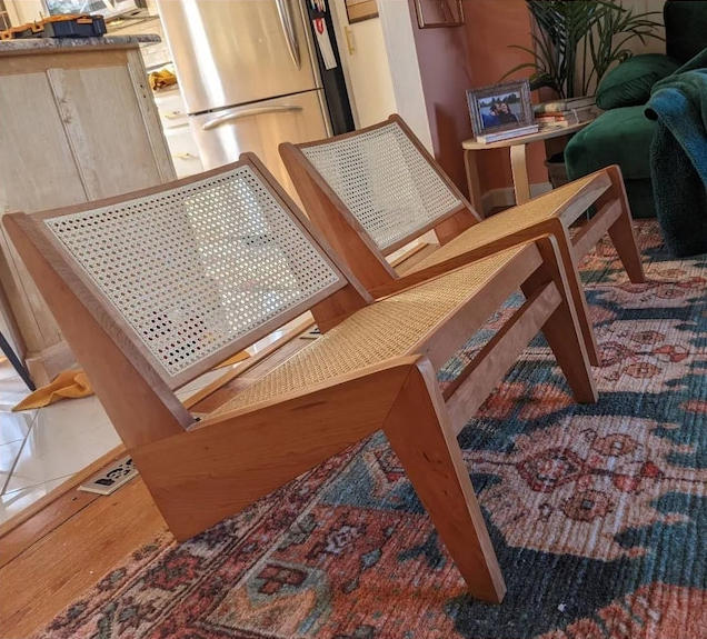 Kangaroo Replica chair - Customer Photo From Siel K
