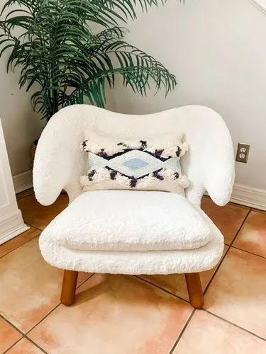 Pelican Chair Replica - Customer Photo From Seren