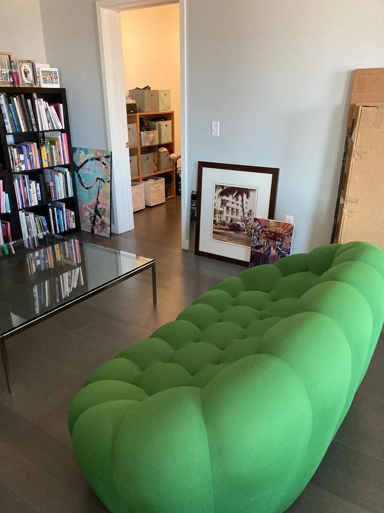 Bubble Loveseat - Customer Photo From Esmeralda