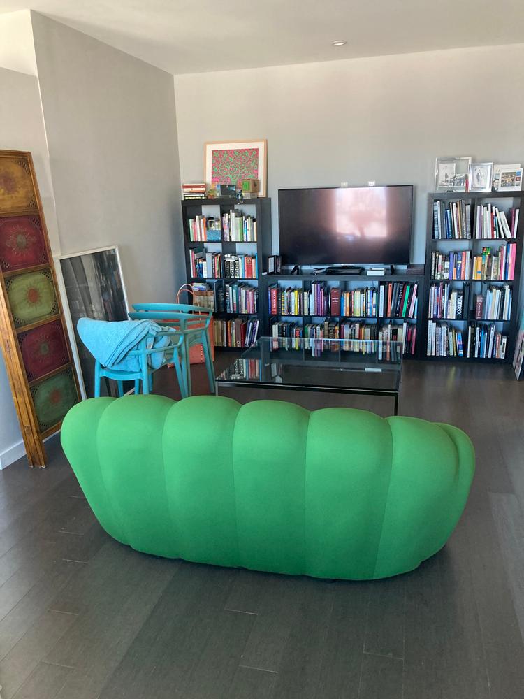 Bubble Loveseat - Customer Photo From Esmeralda