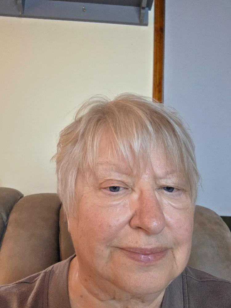 Wake Up Call Thickening Hairspray - Customer Photo From Patricia Wojtowicz