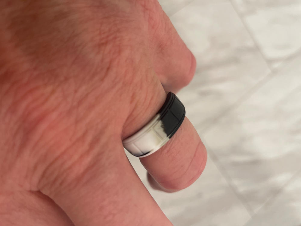 Silicone Ring | Chisel | Bronze | Flag - Customer Photo From Dennis Beardall