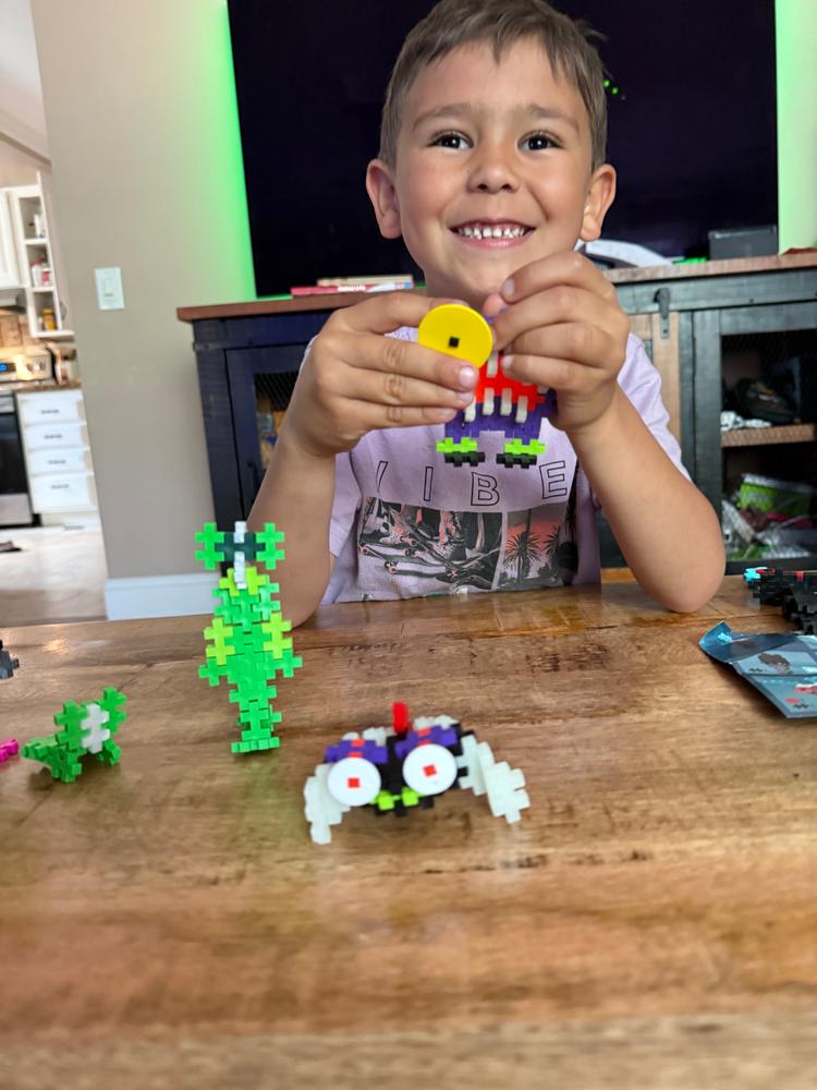 Creepy Critter Fun Pack - Customer Photo From Elba Maia