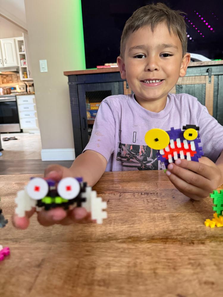Creepy Critter Fun Pack - Customer Photo From Elba Maia
