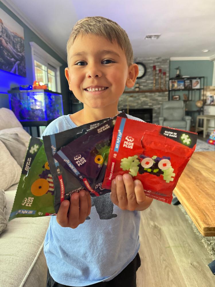 Creepy Critter Fun Pack - Customer Photo From Elba Maia