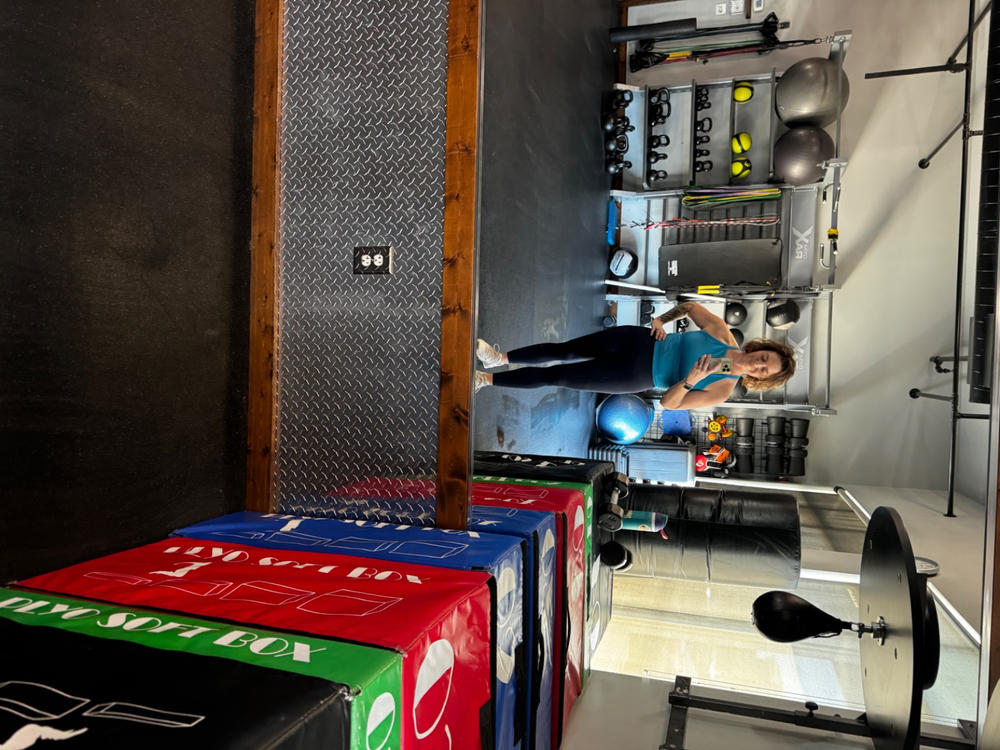 Reluna™ Empower Sculptseam® Pocket Short 6” Lagoon - Customer Photo From Cassandra Dickerson