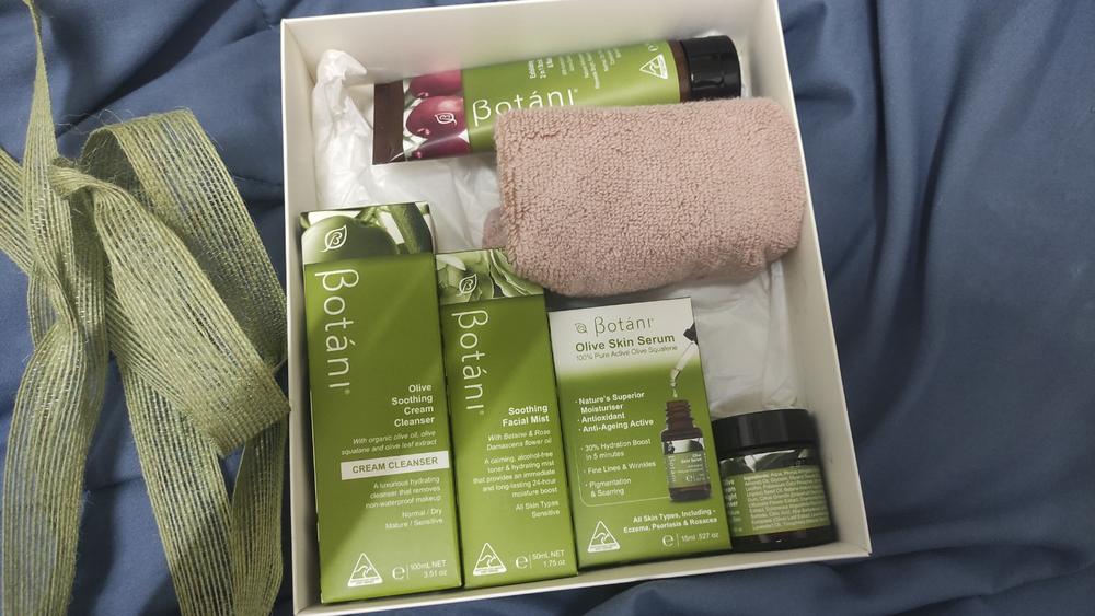 Soothing Facial Gift Pack - Customer Photo From Aileen C.