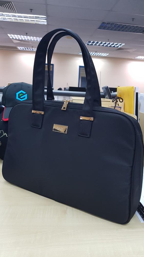 On the Move: The Ultimate Workstation Tote Handbag by DAZZ - Customer Photo From Netty Zakaria