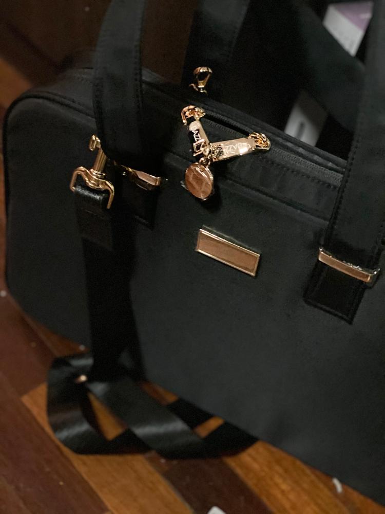 On the Move: The Ultimate Workstation Tote Handbag by DAZZ - Customer Photo From Linda