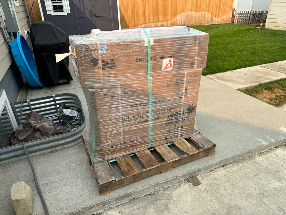 EG4 Hybrid Solar Mini-Split Air Conditioner Heat Pump AC/DC| 24000 BTU | SEER2 21| Energy Star Certified | Plug-n-Cool Do-It-Yourself Installation - Customer Photo From David Curtis