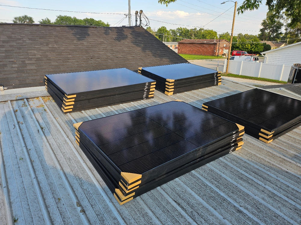 SnapNrack | TopSpeed™ | Solar Panel Roof Mount KIT (1 Mount (A) and 1 Clamp (B) - Customer Photo From Chris McAninch