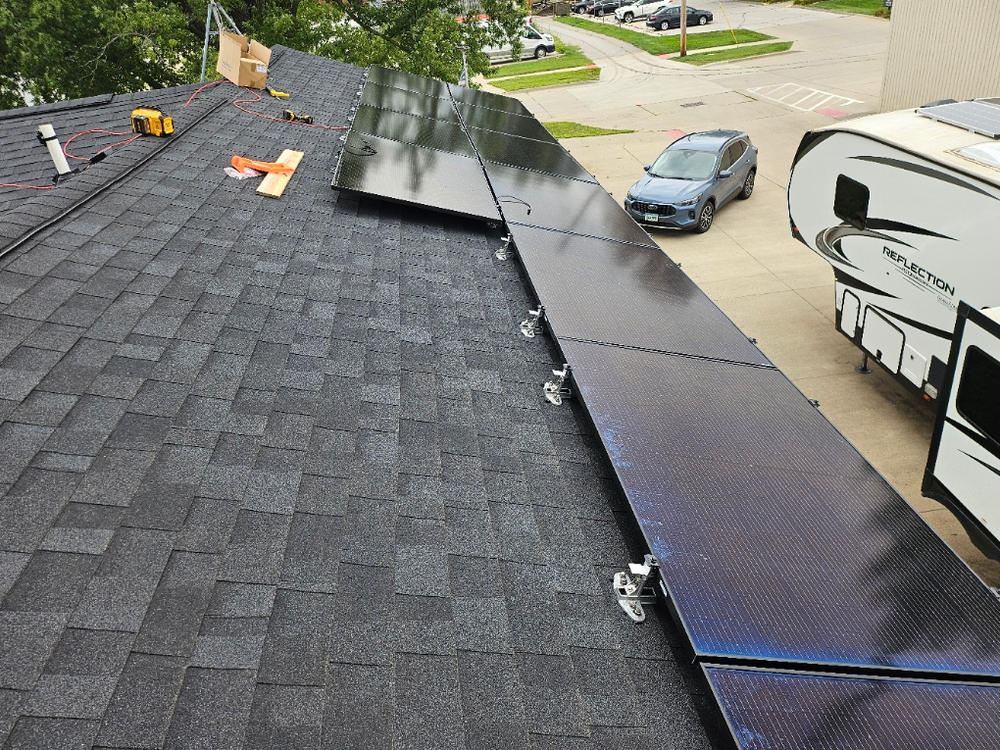 SnapNrack | TopSpeed™ | Solar Panel Roof Mount KIT (1 Mount (A) and 1 Clamp (B) - Customer Photo From Chris McAninch