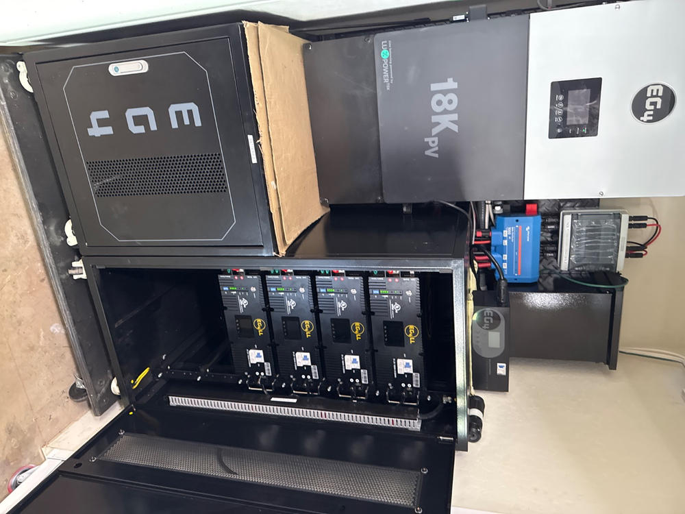 EG4 LL-S Lithium Battery | 48V 100AH | Server Rack Battery | UL1973, UL9540A | 10-Year Warranty - Customer Photo From Wilderich Pellengahr