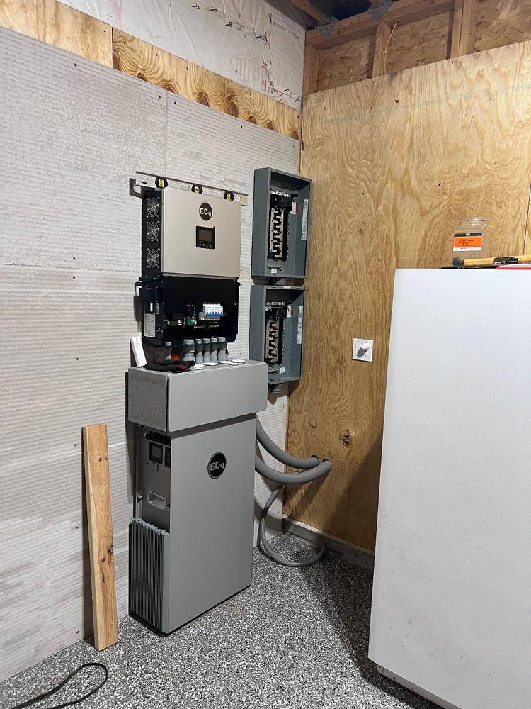 EG4 6000XP Off-Grid Inverter | 8000W PV Input | 6000W Output | 480V VOC Input | 48V 120/240V Split Phase | All-In-One Solar Inverter (Pre-Order) - Customer Photo From Tim Fettig