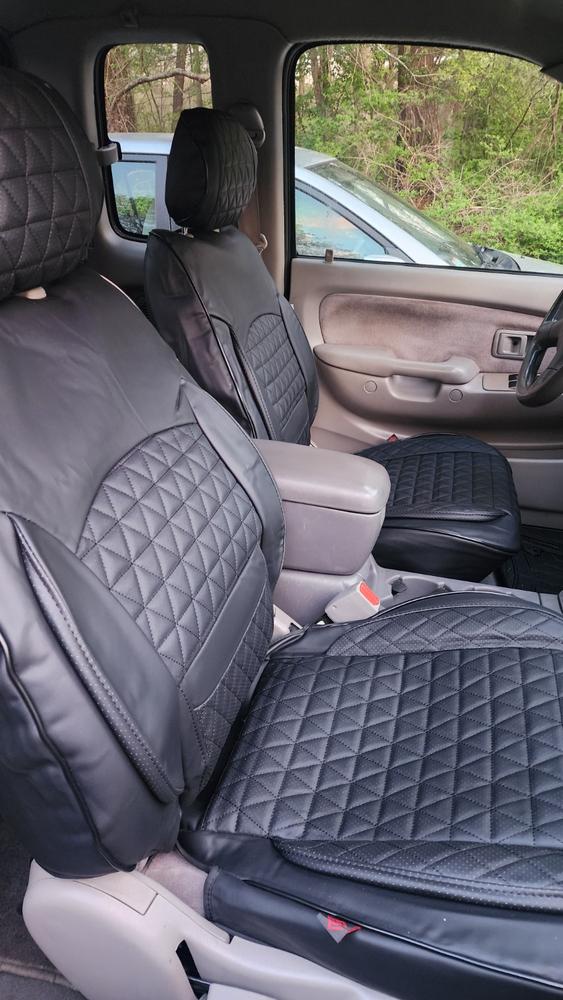 2004 Toyota Tacoma black front seat covers — verified review by Scott C. — Seat Cover Solutions