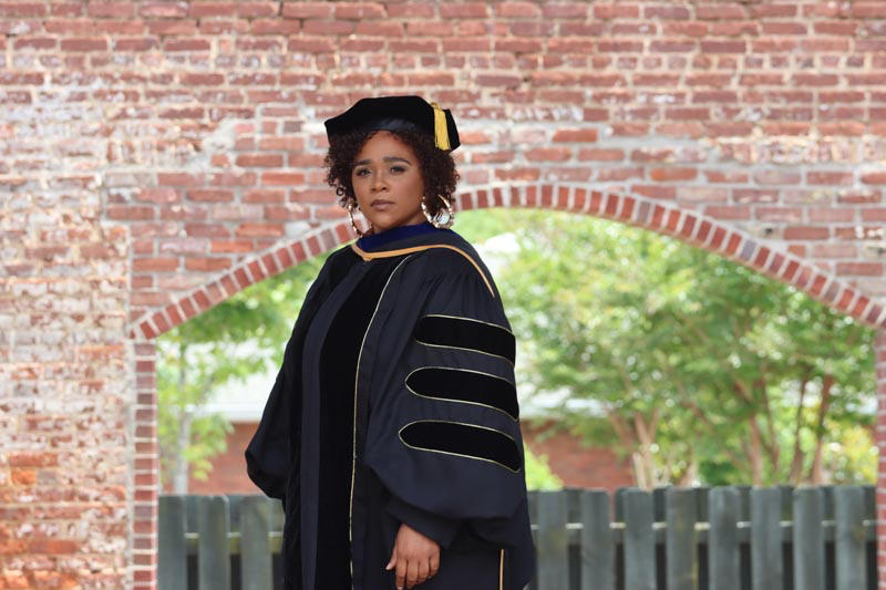 Premium Black Complete Regalia Rental - Customer Photo From Sharon Thomaston