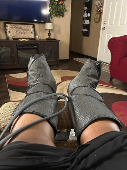 FIT KING Advanced Foot & Leg Compression Massager with Heat Therapy | FT-057A - Customer Photo From Linnea