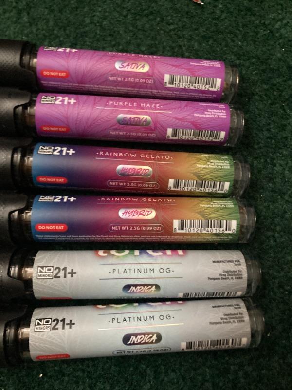 Torch Firecracker Pre Rolls 2.5G - Rainbow Gelato (Hybrid) - Customer Photo From Lucas Bender