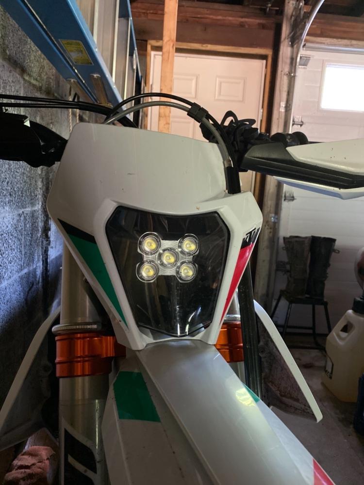 Motorcycle Enduro LED Headlight Assembly For KTM 690 Duke 690